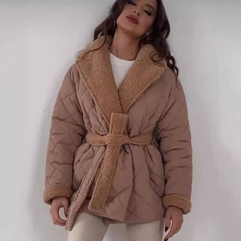 Casaco Elegante com Forro de P - Street Fashion England avaliação e preço
