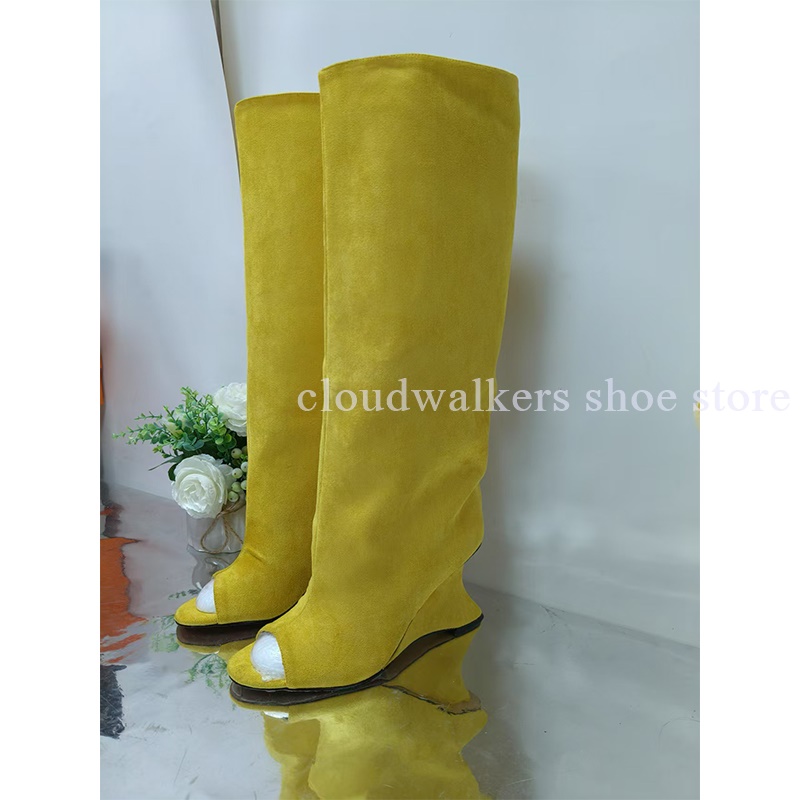 Novo peep toe camurça salto es - Street Fashion Walking avaliação e preço